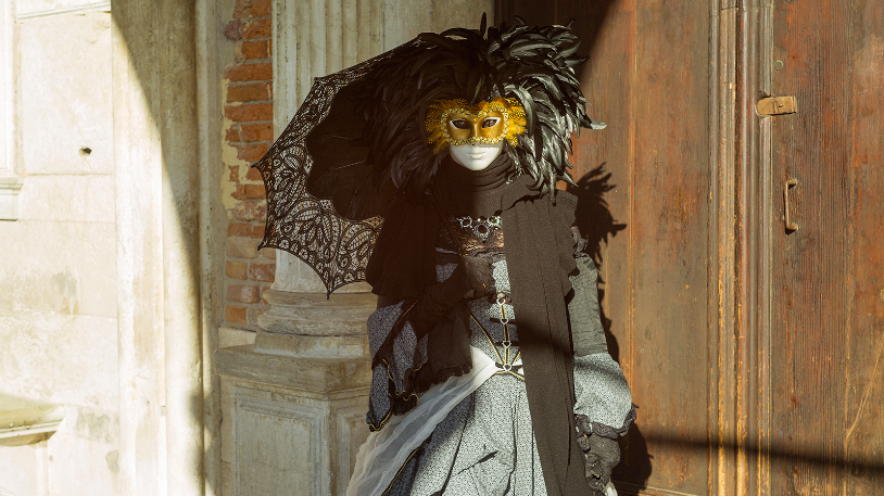 Carnival, the Venetian Oxymoron